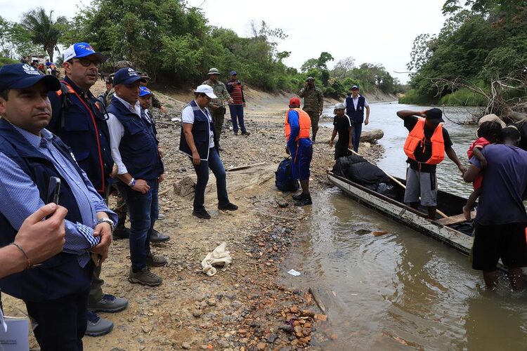 Noticia Radio Panamá | Defensorías del Pueblo de Colombia y Panamá se unen para que se garanticen los derechos de los migrantes