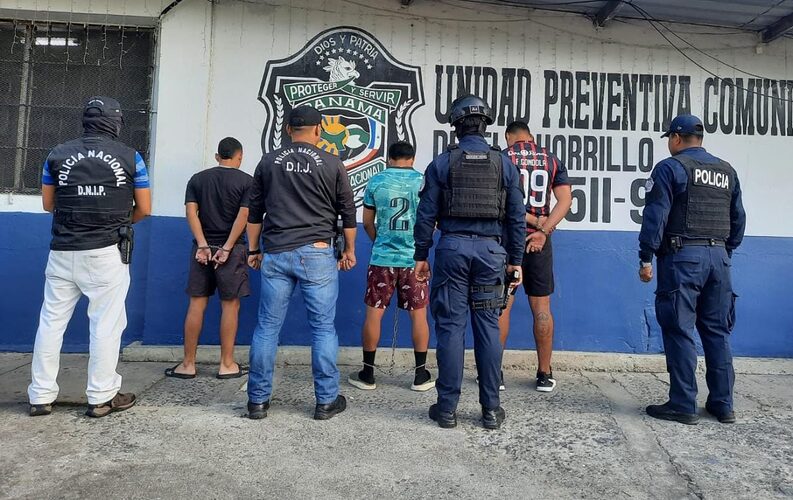 Noticia Radio Panamá | Caen cuatro presuntos homicidas, entre ellos tres supuestos miembros de la pandilla Vietnam 23