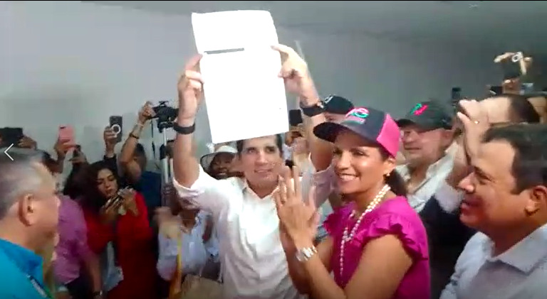 Noticia Radio Panamá | Rómulo Roux oficializa su postulación como Pre-candidato Presidencial por Cambio Democrático