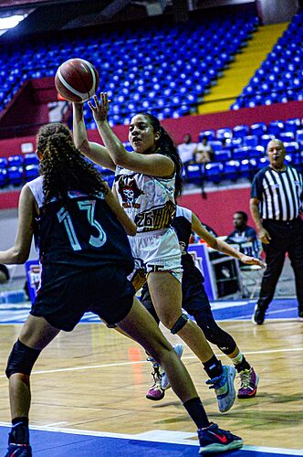 Noticia Radio Panamá | Baloncesto Femenino Sub18: Águilas y Cobras dominan la Liga Nacional