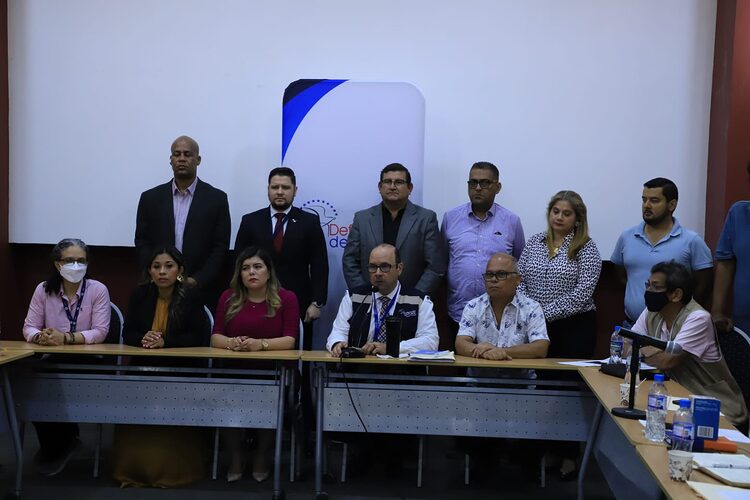Noticia Radio Panamá | CSS realizará nueva licitación para compra de equipos de hemodiálisis
