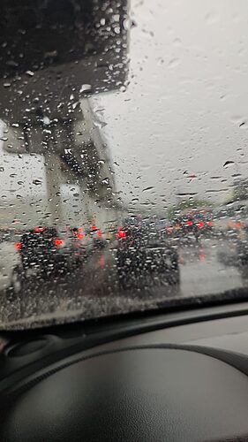 Noticia Radio Panamá | Hasta el 12 de mayo se prevén lluvias y tormentas con descargas eléctricas