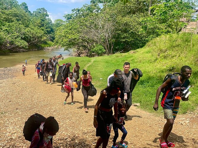 Noticia Radio Panamá | Abandonan a menor de 5 años en la selva de Darién, Panamá lo mantiene bajo su protección