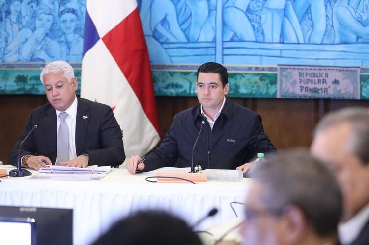 Noticia Radio Panamá | Realizan reunión semanal del Gabinete de Seguimiento