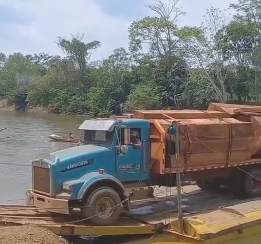 Featured image for “Denuncian construcciones ilegales de caminos, puentes y carreteras en Darién”