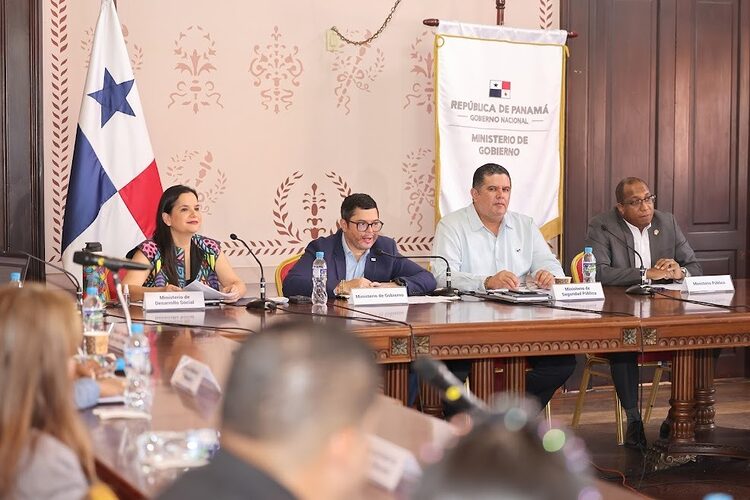 Noticia Radio Panamá | Comisión Nacional de Alerta Amber queda formalmente instalada