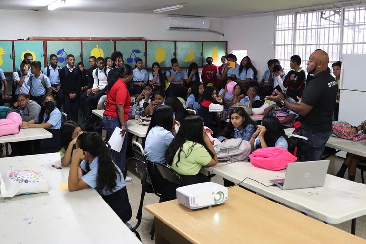 Featured image for “Minseg, Meduca y el Consejo de Política Criminológica inician Plan Preventivo en Colegios de San Miguelito”
