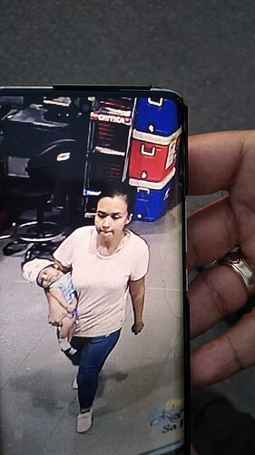Featured image for “Imputan cargos a mujer que sustrajo a un bebé de un supermercado en Penonomé, quedó detenida provisionalmente”