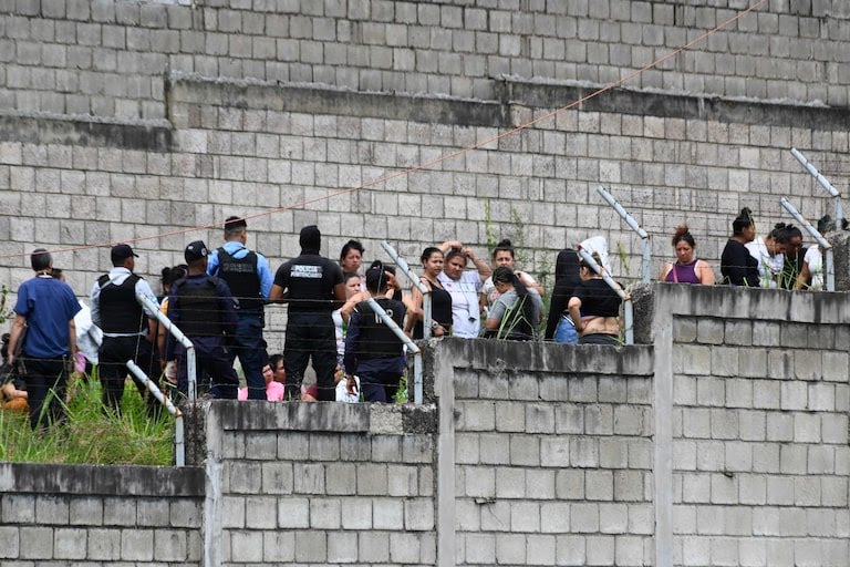 Featured image for “Reyerta en una cárcel de mujeres en Honduras deja 41 fallecidas”