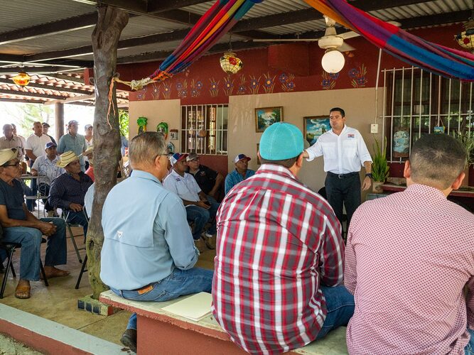 Featured image for “Gaby Carrizo afirma que fortalecerá el Sector Agropecuario”