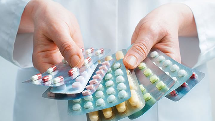 Featured image for “Piden a médicos prescribir con el nombre genérico del medicamento para mejor uso del MedicApp”