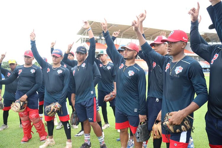 Noticia Radio Panamá | Selección Sub-18 de Béisbol viaja este lunes al Mundial en Taiwán