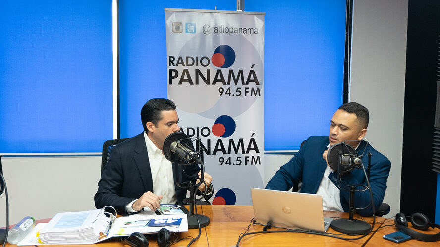 Featured image for “Carrizo: «Yo le he dicho al presidente, tu vas a pasar a la historia como el mejor presidente que ha tenido Panamá»”