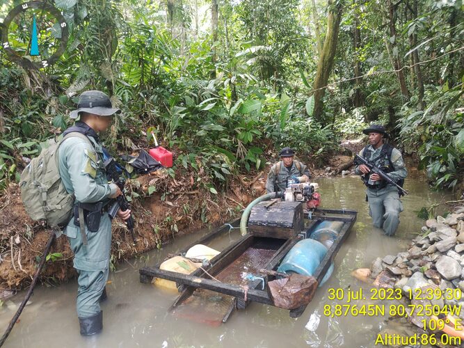 Noticia Radio Panamá | Hallan varios equipos utilizados para minería ilegal