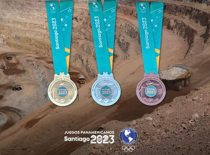 Featured image for “Presentan las medallas para los Juegos Panamericanos Santiago 2023”
