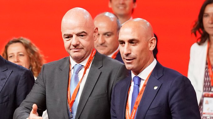 Featured image for “La Comisión Disciplinaria de la FIFA abre procedimiento disciplinario contra Luis Rubiales, Presidente de la RFEF”