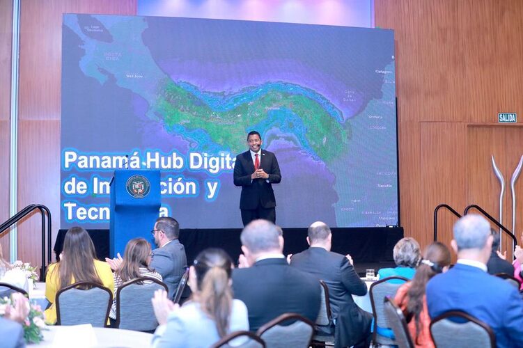 Noticia Radio Panamá | Realizan el lanzamiento del Programa Panamá Digital 