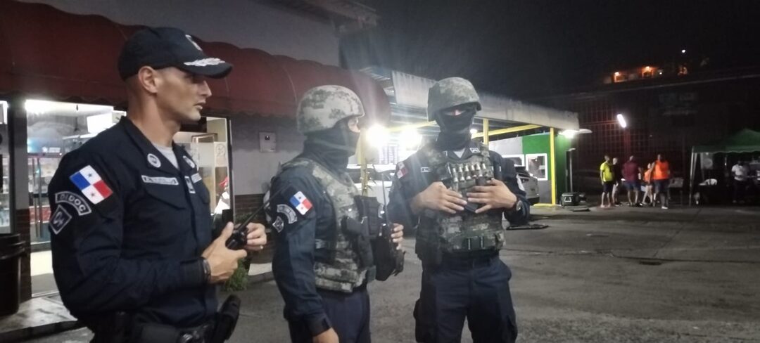 Noticia Radio Panamá |  Decomisan 1,496 paquetes con presunta droga durante el fin de semana