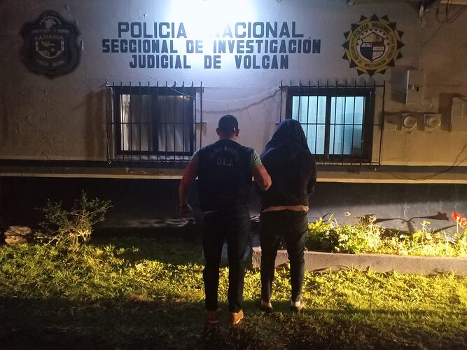 Noticia Radio Panamá | Detenido hombre acusado de violación de una menor en Volcán, Chiriquí