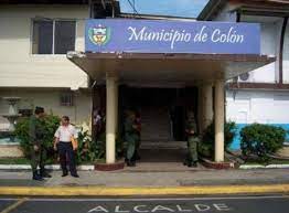 Noticia Radio Panamá | Alcalde de Colón suspende permisos temporales para actividades públicas ante ola de violencia