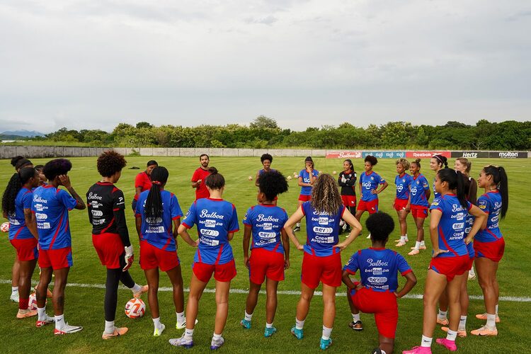 Featured image for “Se reactiva la Selección Mayor Femenina de Panamá”