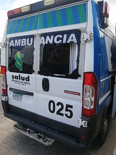 Featured image for “Piden a manifestantes dar paso expedito a ambulancias y equipo médico”