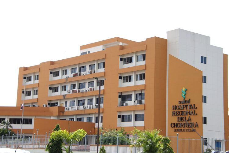 Featured image for “Hospital Nicolás A. Solano reprogramará servicios tras apagón que dañó el unidades de enfriamiento”