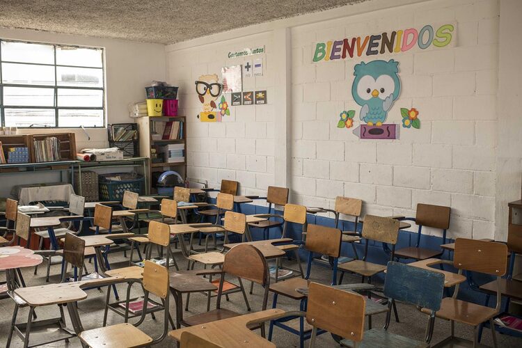 Featured image for “El MEDUCA retuvo el salario a 17,495 docentes que no regresaron a las aulas a nivel nacional”