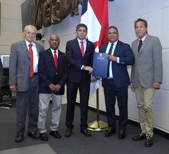 Featured image for “Aprueban moratoria de minería metálica en Panamá”