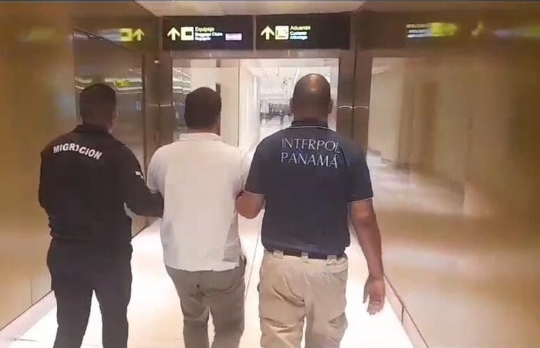 Featured image for “Italo venezolano intentó ingresar a Panamá con notificación roja de interpol”