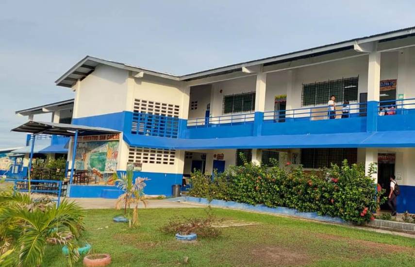 Noticia Radio Panamá | Meduca desembolsa 19 millones de balboas del Fece para beneficio de escuelas oficiales