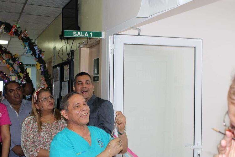 Noticia Radio Panamá | Hospital Nicolás A. Solano de La Chorrera inaugura cubículo de sala de pediatría