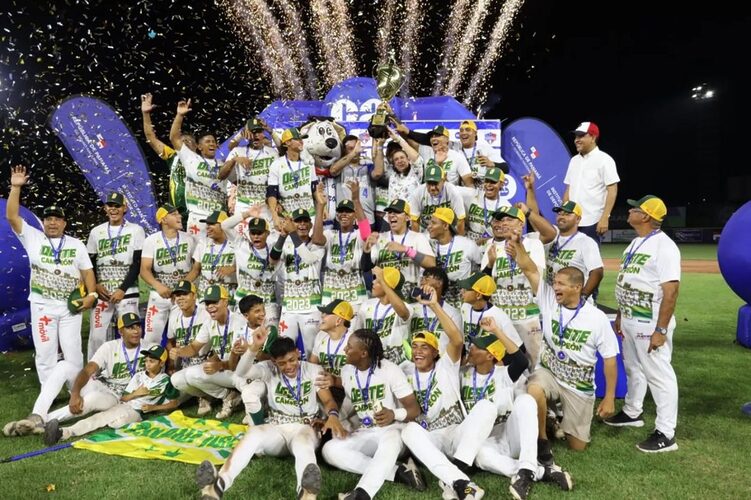 Noticia Radio Panamá | Campeonato de Béisbol Juvenil inicia el 4 de enero de 2024