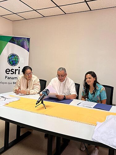 Featured image for “Arquidiócesis de Panamá y ESRI Panamá firman acuerdo para la observación electoral”