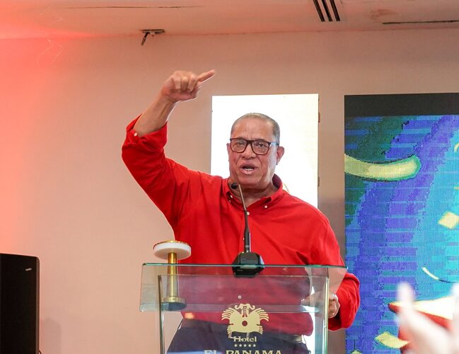 Noticia Radio Panamá | Alleyne: «Los desafíos futuros se enfrentancon un acuerdo nacional’  