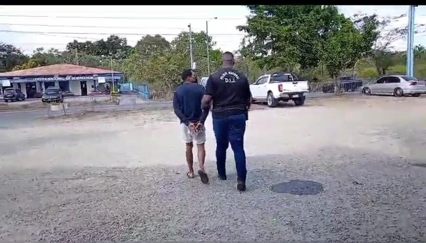 Featured image for “Policía rescata a menor de 12 años y aprehende a presunto violador en chepo”