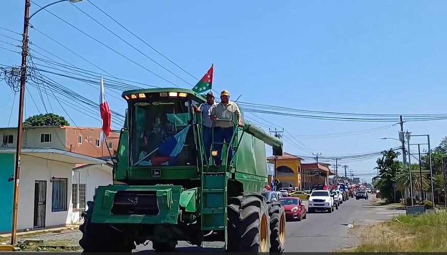 Featured image for “Caravana de arroceros en Chiriquí, exigen pago de $100 millones en compensaciones atrasadas”