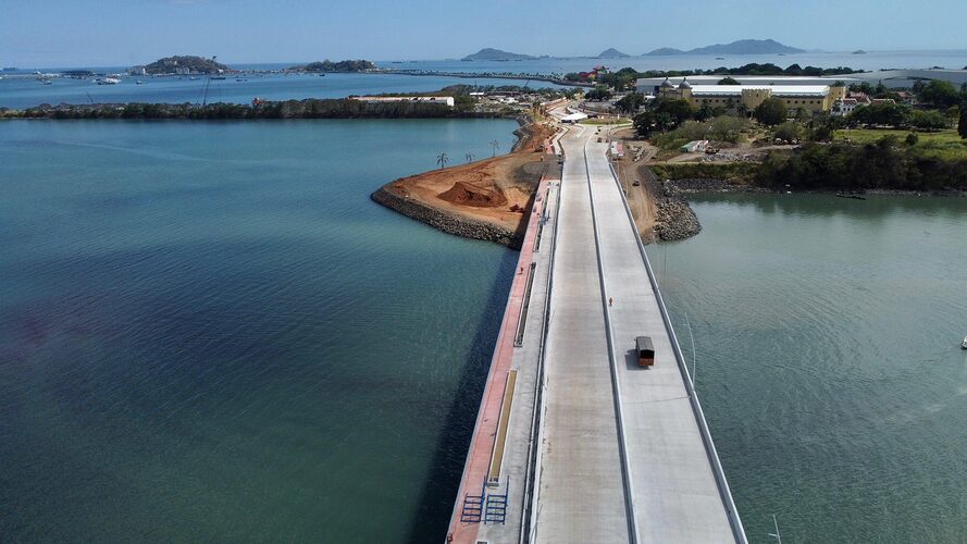 Featured image for “Presidente Cortizo nombra ‘Torrijos-Carter’ al nuevo viaducto marino que interconecta Cinta Costera 3 con Amador”