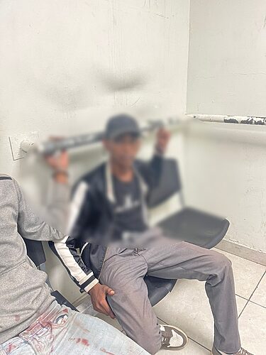 Featured image for “Intento de robo en vivienda termina con un delincuente muerto y tres detenidos”
