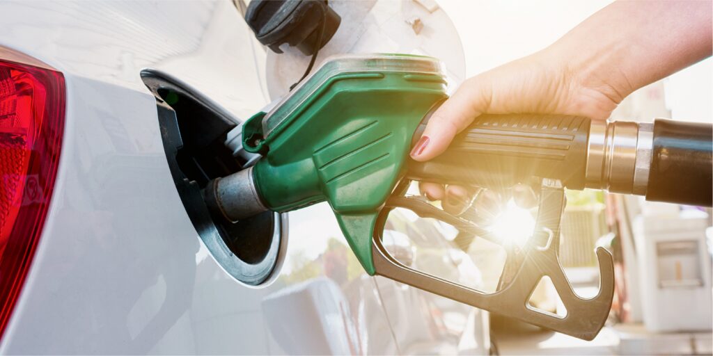 Featured image for “Desde el viernes aumenta la gasolina, el diésel bajará su precio”
