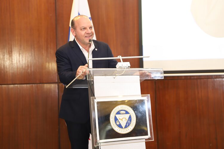 Noticia Radio Panamá | Juan Alberto Arias Strunz, es electo presidente de la CCIAP para el periodo 2024 – 2025