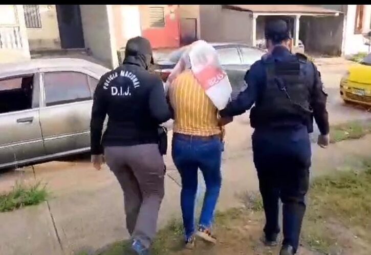 Featured image for “Policía aprehende a otra funcionaria por presuntas estafas a becas digitales”
