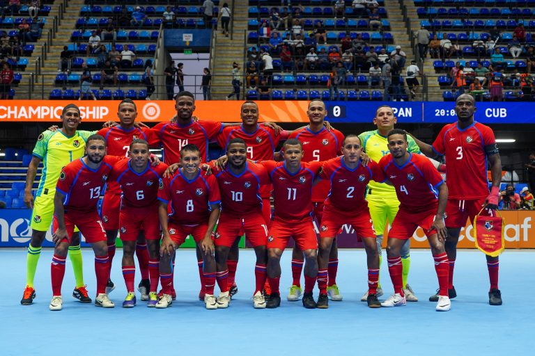 Noticia Radio Panamá | Panamá se mide a Estados Unidos por el pase directo al Mundial de Futsal Uzbekistán 2024