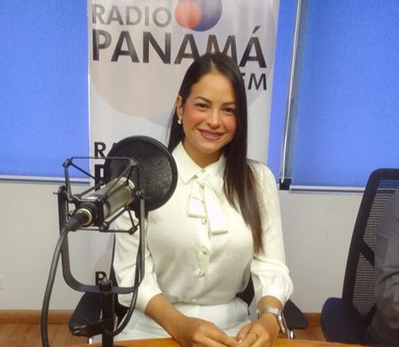 Noticia Radio Panamá | Estefany Peñalba: «Tenemos el compromiso de transformar a Arraiján en una nueva ciudad»