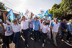 Noticias Radio Panamá | “Martín y Melitón realizan caminata en La Villa de Los Santos”