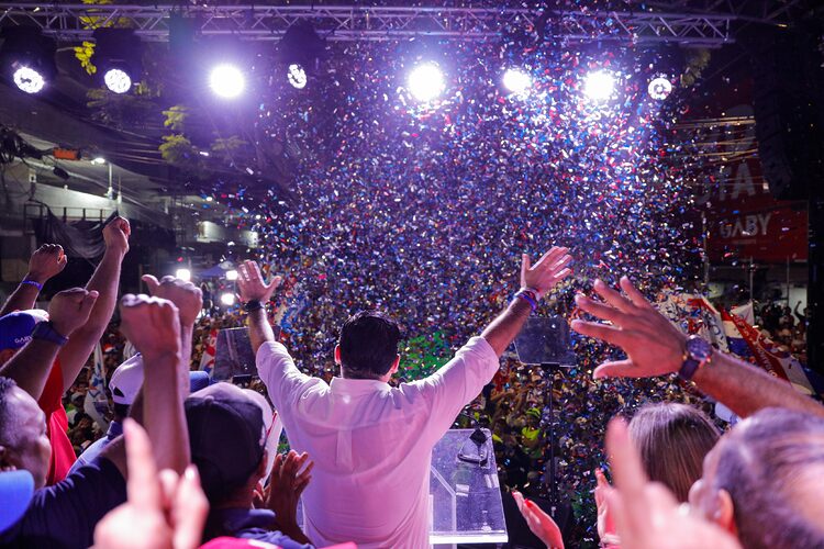 Noticia Radio Panamá | “Cierre de campaña de Gaby Carrizo: Miles de personas dijeron yo sí brinco este 5 de mayo con el PRD/Molirena”