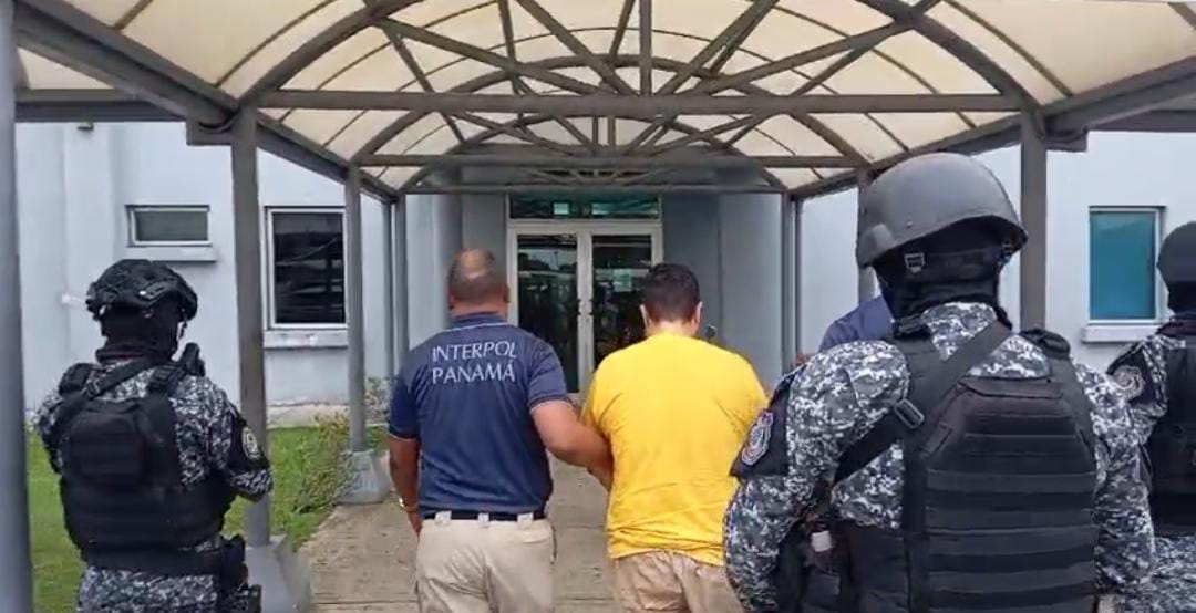 Featured image for “Interpol Panamá extradita a Estados Unidos a hombre requerido por lavado de dinero y fraude”