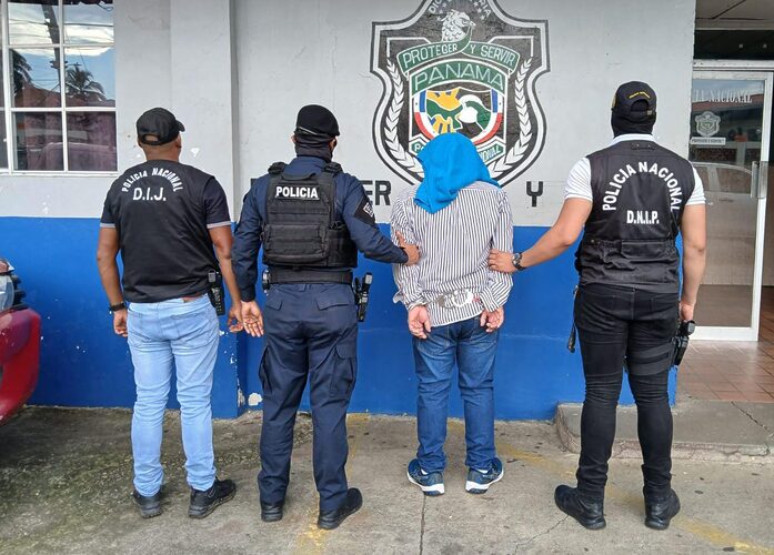 Police arrest two subjects, including a Peruvian wanted for crimes against sexual integrity