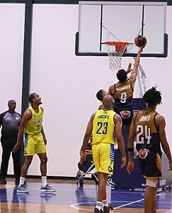 “Correcaminos avanzan a la semifinal de la Liga Panameña de Baloncesto”