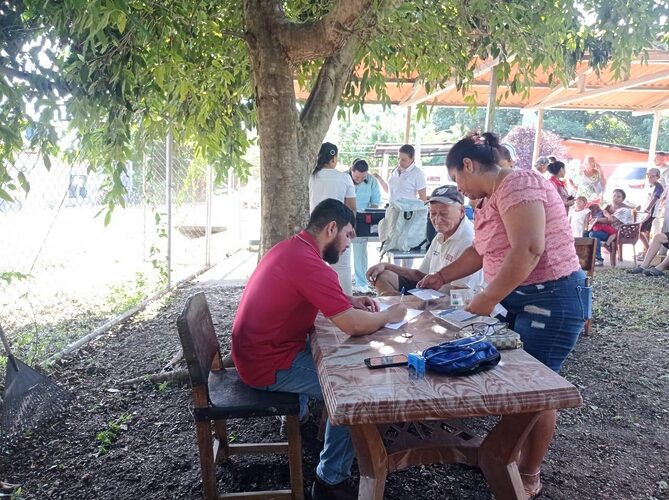 Featured image for “Realizan gira de salud integral por emergencia en Búcaro de Tonosí”